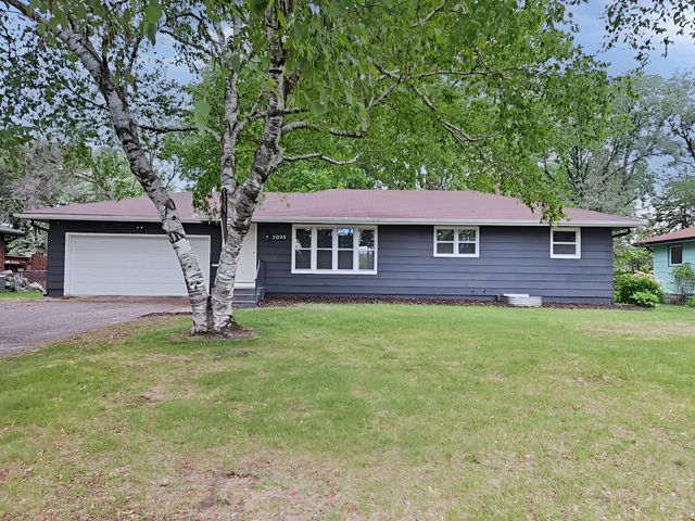 7025 Grimes Avenue N, Brooklyn Center, MN 55429