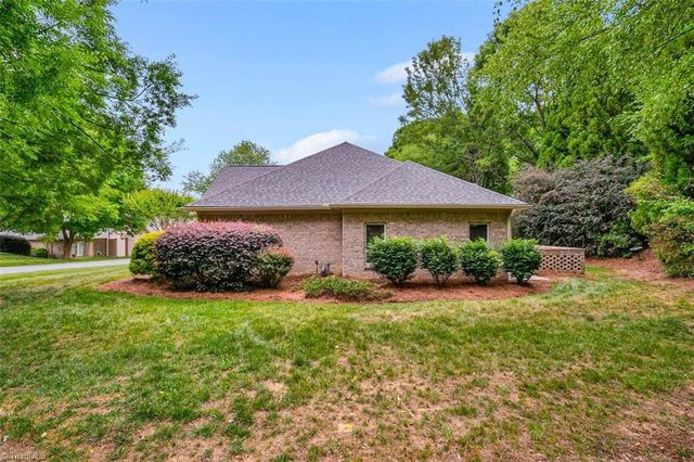 21 Annalisa Drive, Greensboro, NC 27455