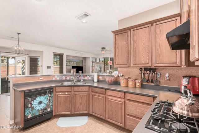 29412 W WHITTON Avenue, Buckeye, AZ 85396