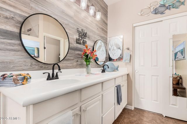 29412 W WHITTON Avenue, Buckeye, AZ 85396