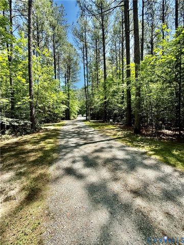 11451 Black Rd, Chesterfield, VA 23838