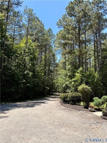 11451 Black Rd, Chesterfield, VA 23838