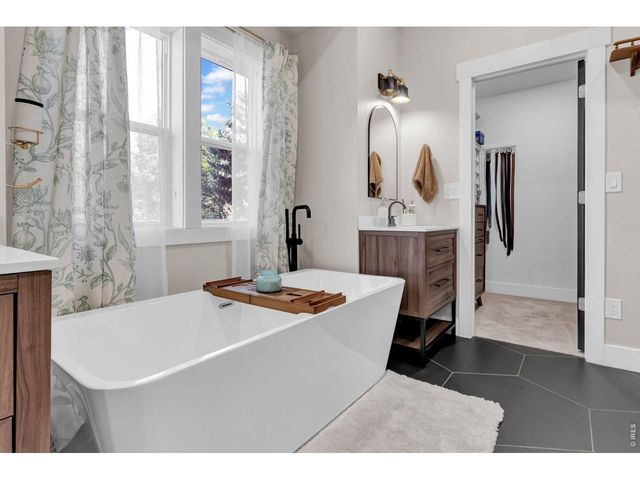 405 Bimson Ave, Berthoud, CO 80513