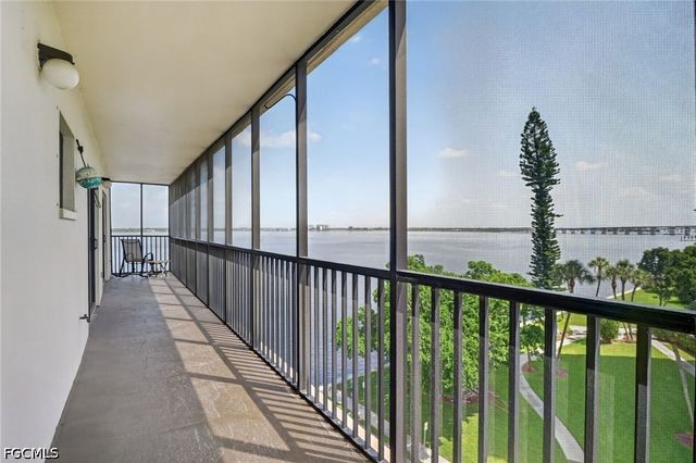 1900 Virginia AVE 503, Fort Myers, FL 33901