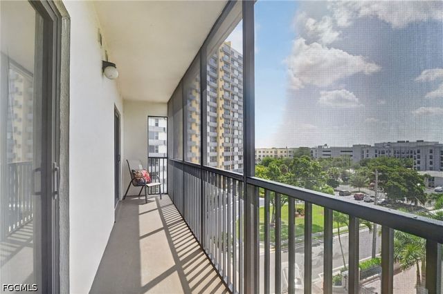 1900 Virginia AVE 503, Fort Myers, FL 33901