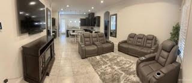 5205 Xenops Avenue, Mission, TX 78573