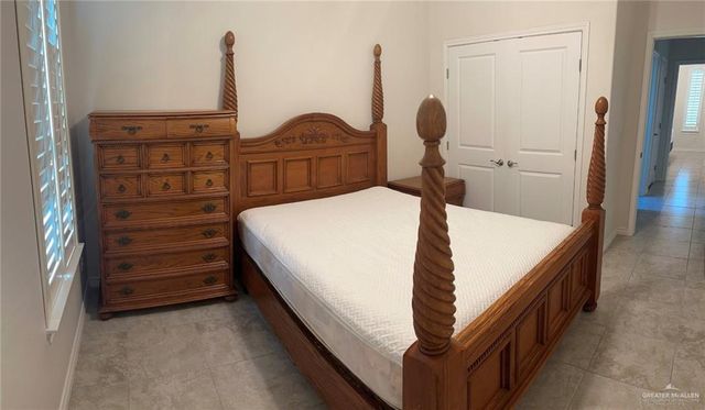 5205 Xenops Avenue, Mission, TX 78573