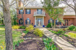 140 Creekside Drive, Double Oak, TX 75077