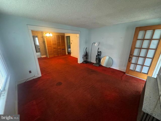 45 CRESCENT AVE, Woodbury, NJ 08096