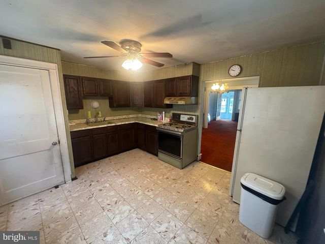 45 CRESCENT AVE, Woodbury, NJ 08096