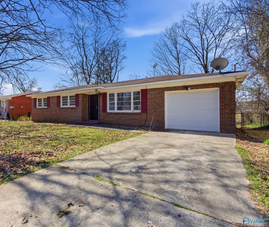 4816 Lumary Drive NW, Huntsville, AL 35810