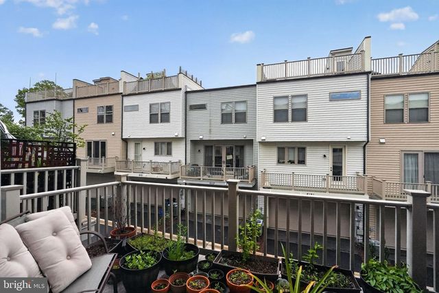 5138 LONGSTONE WAY, North Bethesda, MD 20852