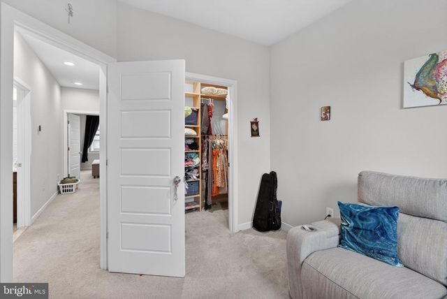 5138 LONGSTONE WAY, North Bethesda, MD 20852