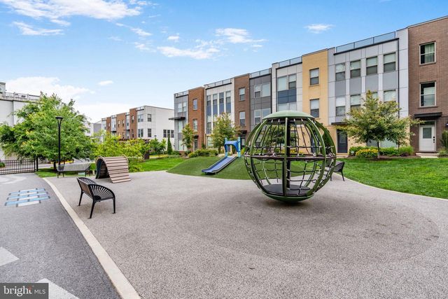 5138 LONGSTONE WAY, North Bethesda, MD 20852