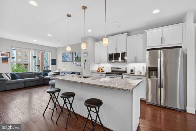 5138 LONGSTONE WAY, North Bethesda, MD 20852