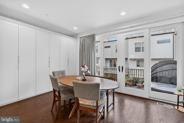 5138 LONGSTONE WAY, North Bethesda, MD 20852