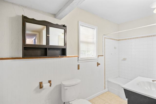 2837 Meaders Avenue, Fort Worth, TX 76112