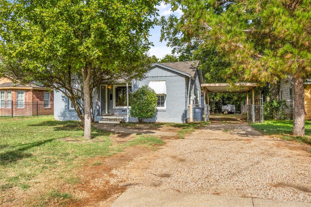 2837 Meaders Avenue, Fort Worth, TX 76112