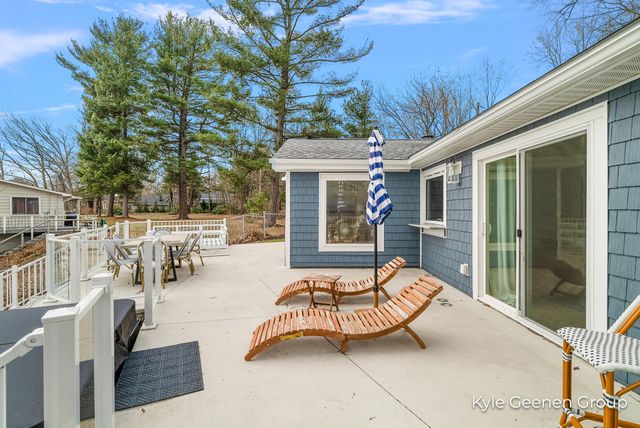 6365 Waters Edge Lane, Saugatuck, MI 49453