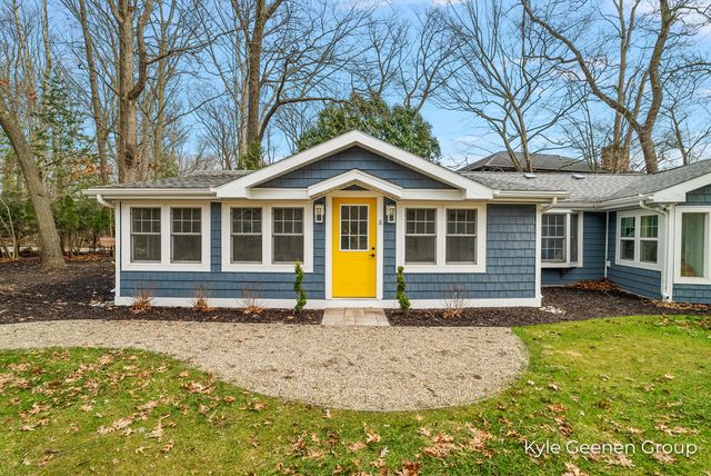 6365 Waters Edge Lane, Saugatuck, MI 49453