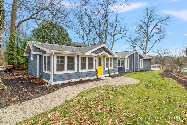 6365 Waters Edge Lane, Saugatuck, MI 49453