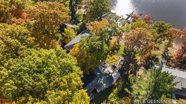 6365 Waters Edge Lane, Saugatuck, MI 49453