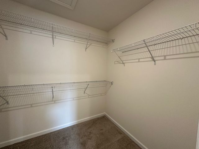 2320 Horseshoe Circles, Naperville, IL 60564