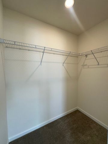 2320 Horseshoe Circles, Naperville, IL 60564