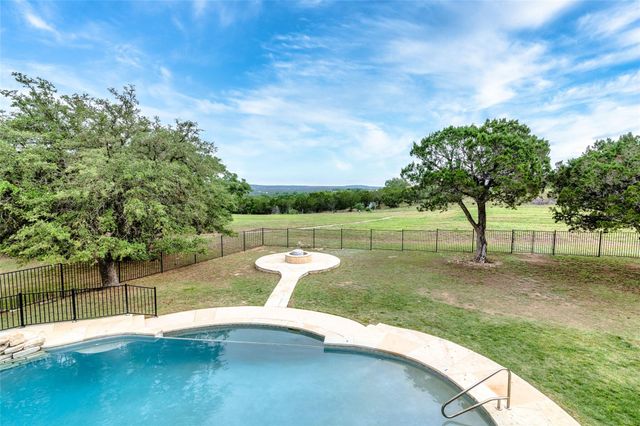 31 W VALLEY SPRINGS RD, Wimberley, TX 78676