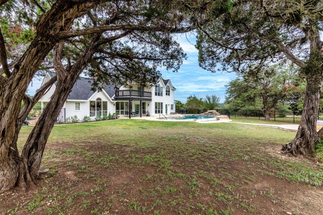 31 W VALLEY SPRINGS RD, Wimberley, TX 78676