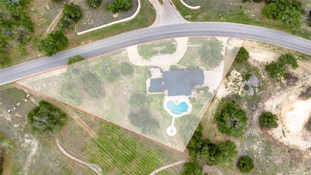 31 W VALLEY SPRINGS RD, Wimberley, TX 78676