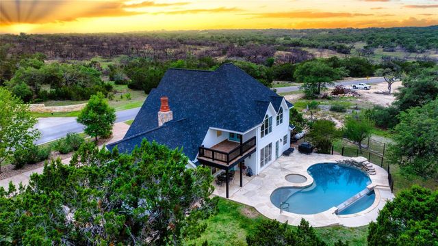 31 W VALLEY SPRINGS RD, Wimberley, TX 78676