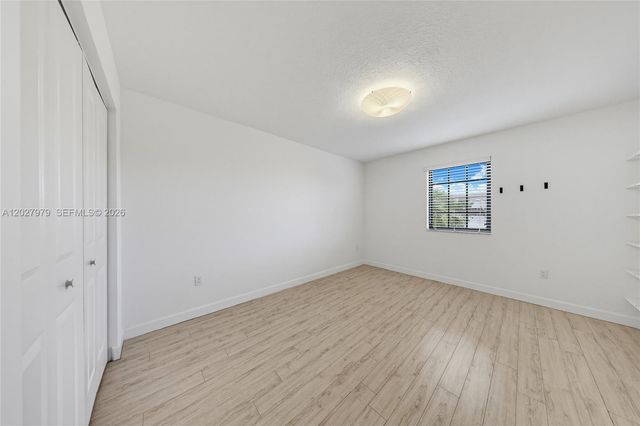 476 NE 194th Terrace, Miami, FL 33179