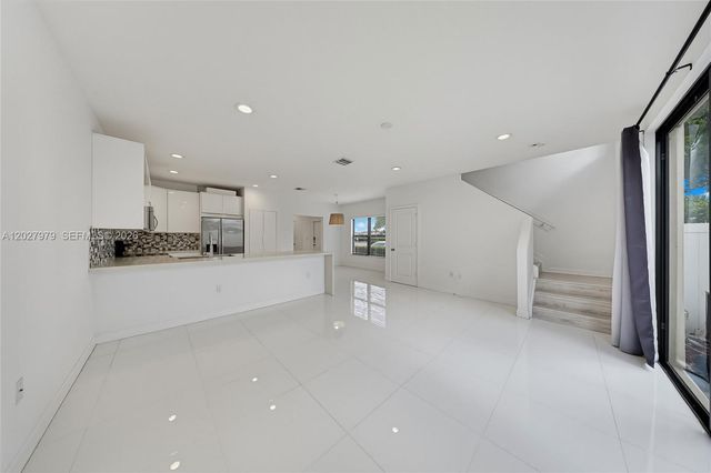476 NE 194th Terrace, Miami, FL 33179