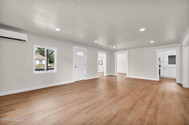 1559 D Street, Sparks, NV 89431