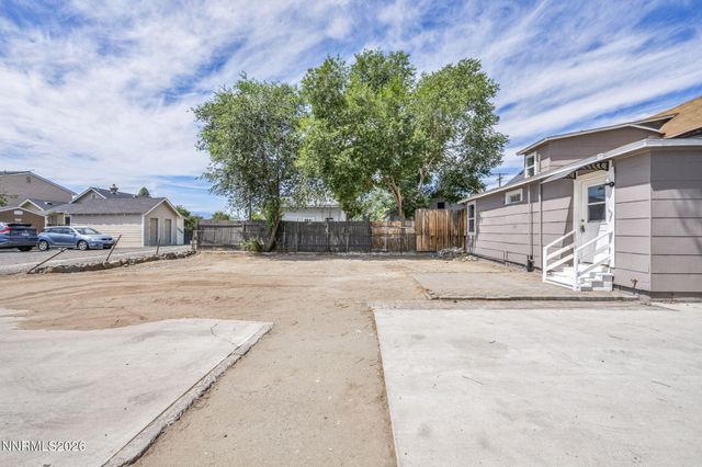 1559 D Street, Sparks, NV 89431