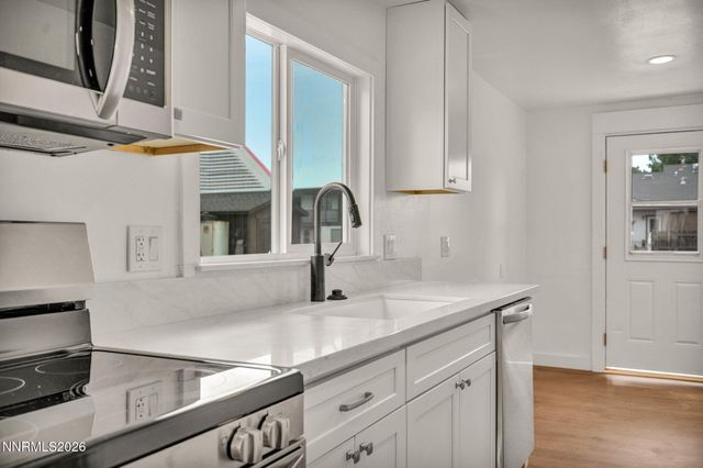 1559 D Street, Sparks, NV 89431