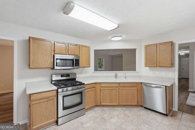 7035 Crossview Drive, Cumming, GA 30041