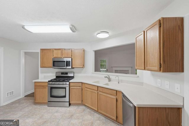 7035 Crossview Drive, Cumming, GA 30041