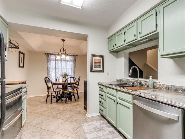 11401 Springhollow Road 104, Oklahoma City, OK 73120