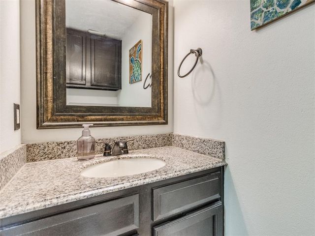 11401 Springhollow Road 104, Oklahoma City, OK 73120