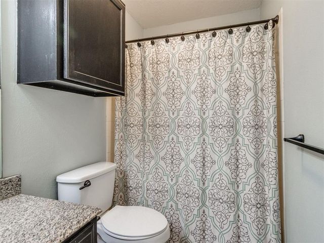 11401 Springhollow Road 104, Oklahoma City, OK 73120