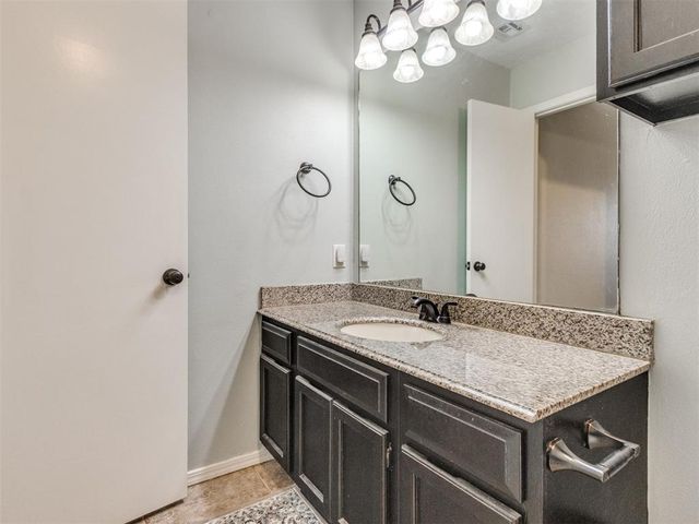 11401 Springhollow Road 104, Oklahoma City, OK 73120