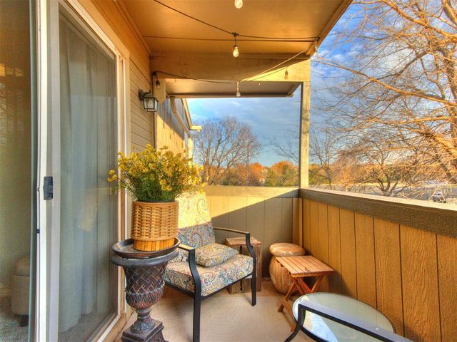 11401 Springhollow Road 104, Oklahoma City, OK 73120