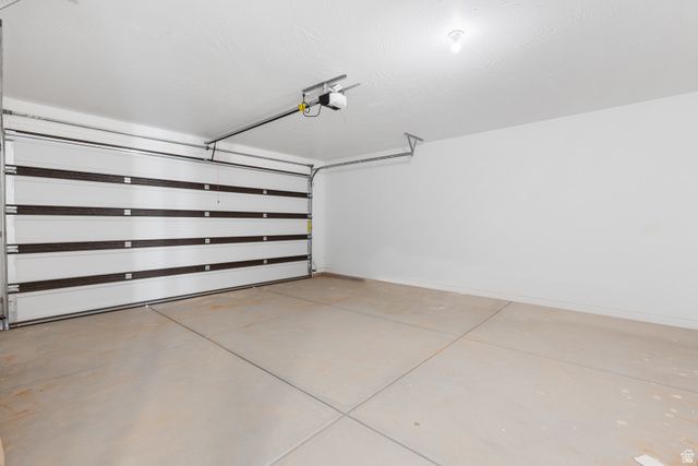 3960 S 2160 W, Hurricane, UT 84737