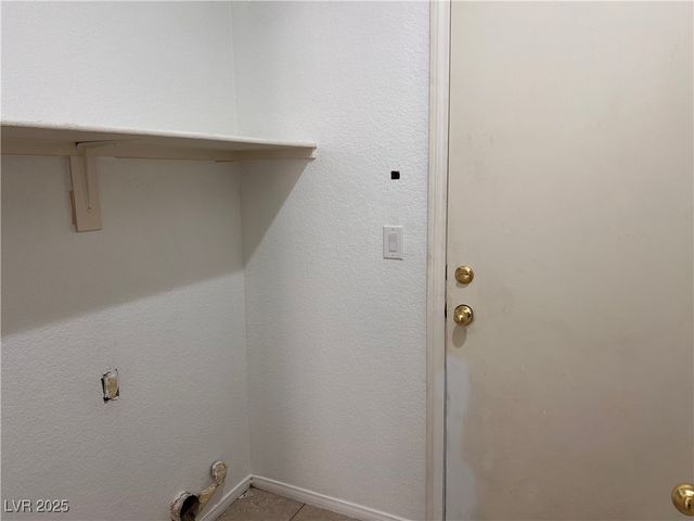 8301 Strawberry Spring Street, Las Vegas, NV 89143