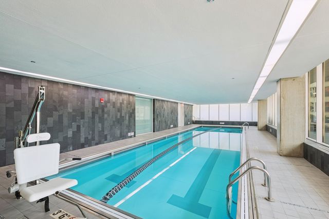 550 N Saint Clair Street 2601, Chicago, IL 60611