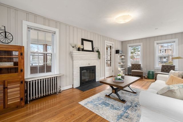 29 Broad Street, Plainville, MA 02762