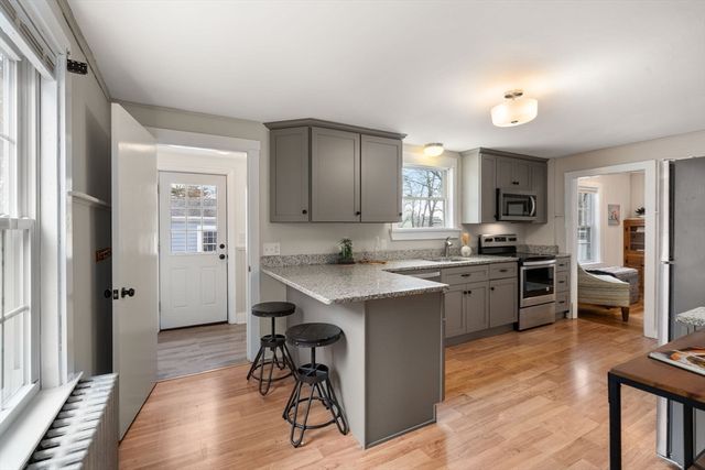 29 Broad Street, Plainville, MA 02762