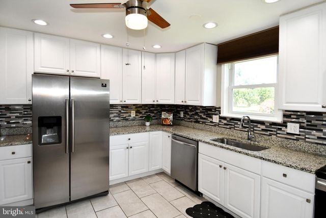 5815 ARBROATH DR, Clinton, MD 20735